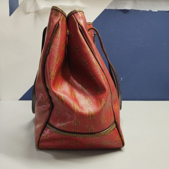 Dooney & Bourke Tote Handbag Womens Multi All Over Logo Print Buckle Closure - Picture 3 of 14